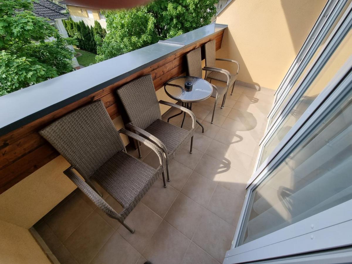 Adam Apartmanhaz Siófok Værelse billede
