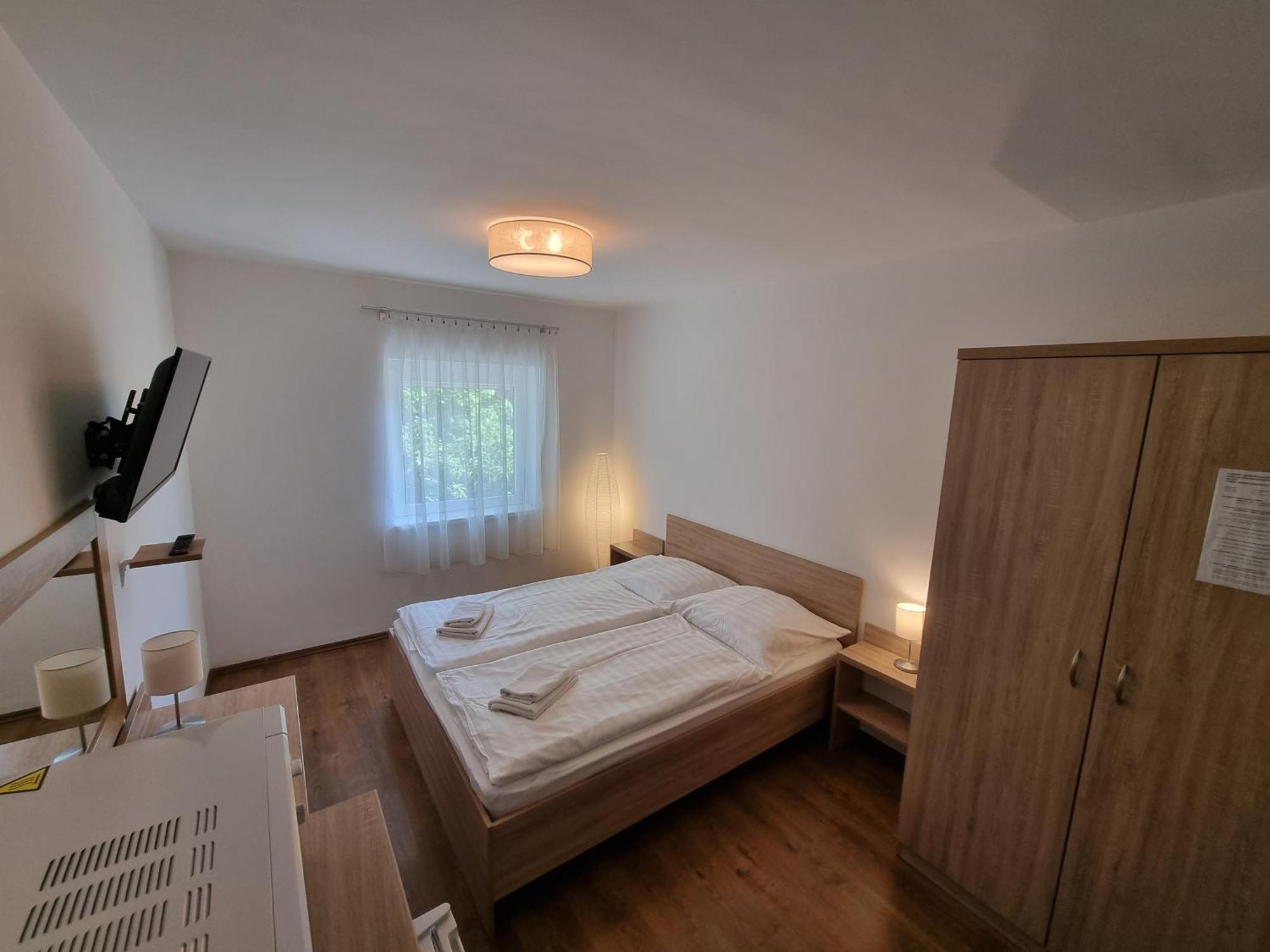 Adam Apartmanhaz Siófok Værelse billede