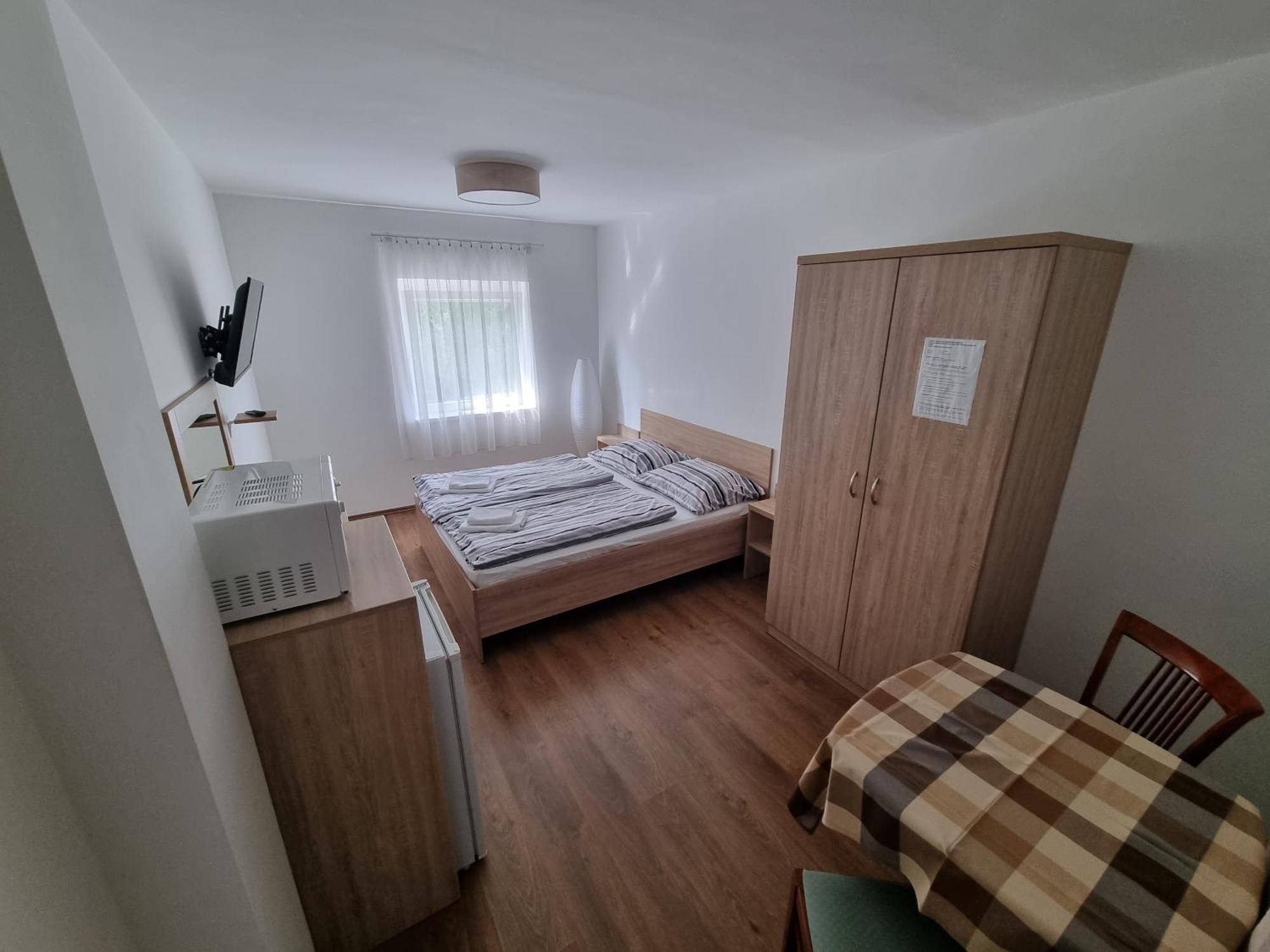 Adam Apartmanhaz Siófok Værelse billede