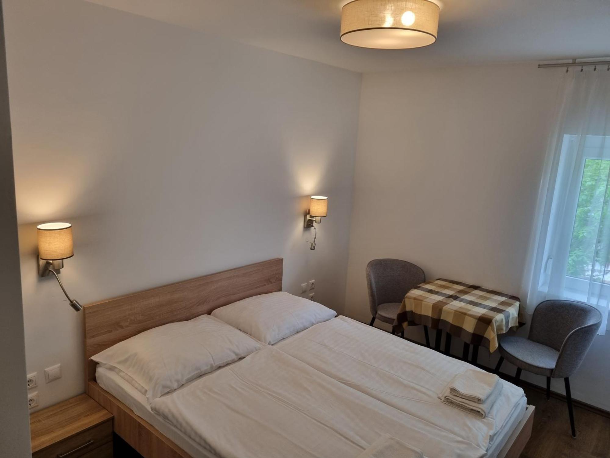 Adam Apartmanhaz Siófok Værelse billede