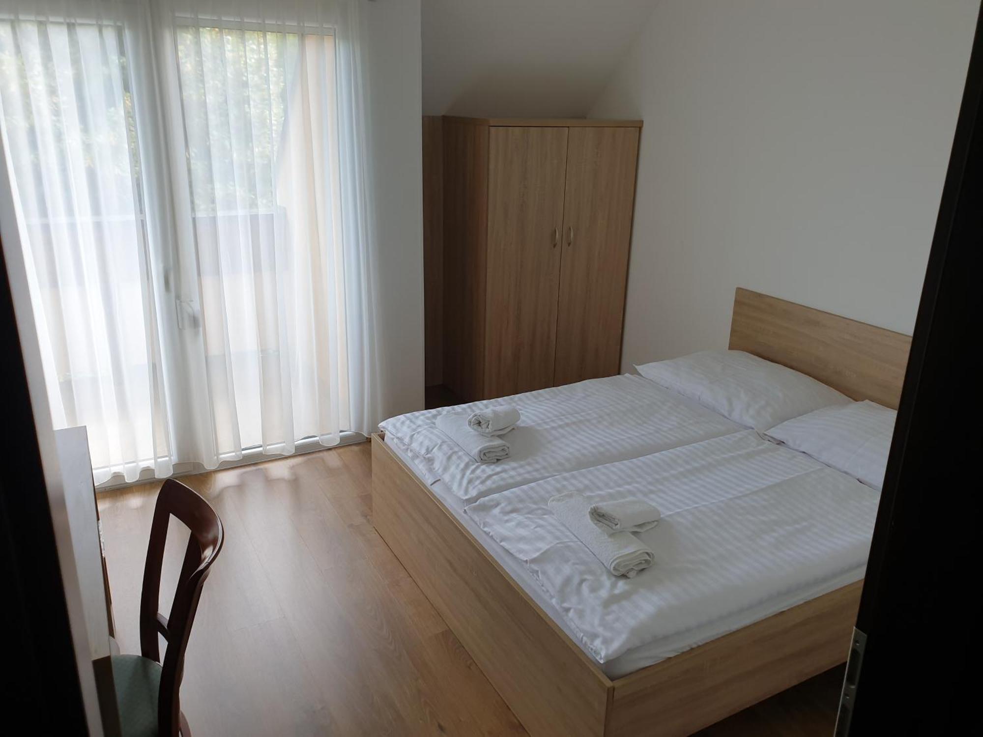 Adam Apartmanhaz Siófok Værelse billede